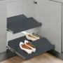 Shoe pull-out